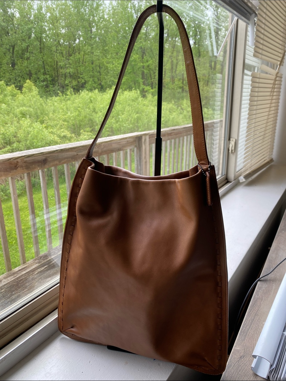 Authentic Coach West End Large Leather Hobo Bag in Vicina (No. G02-9466)